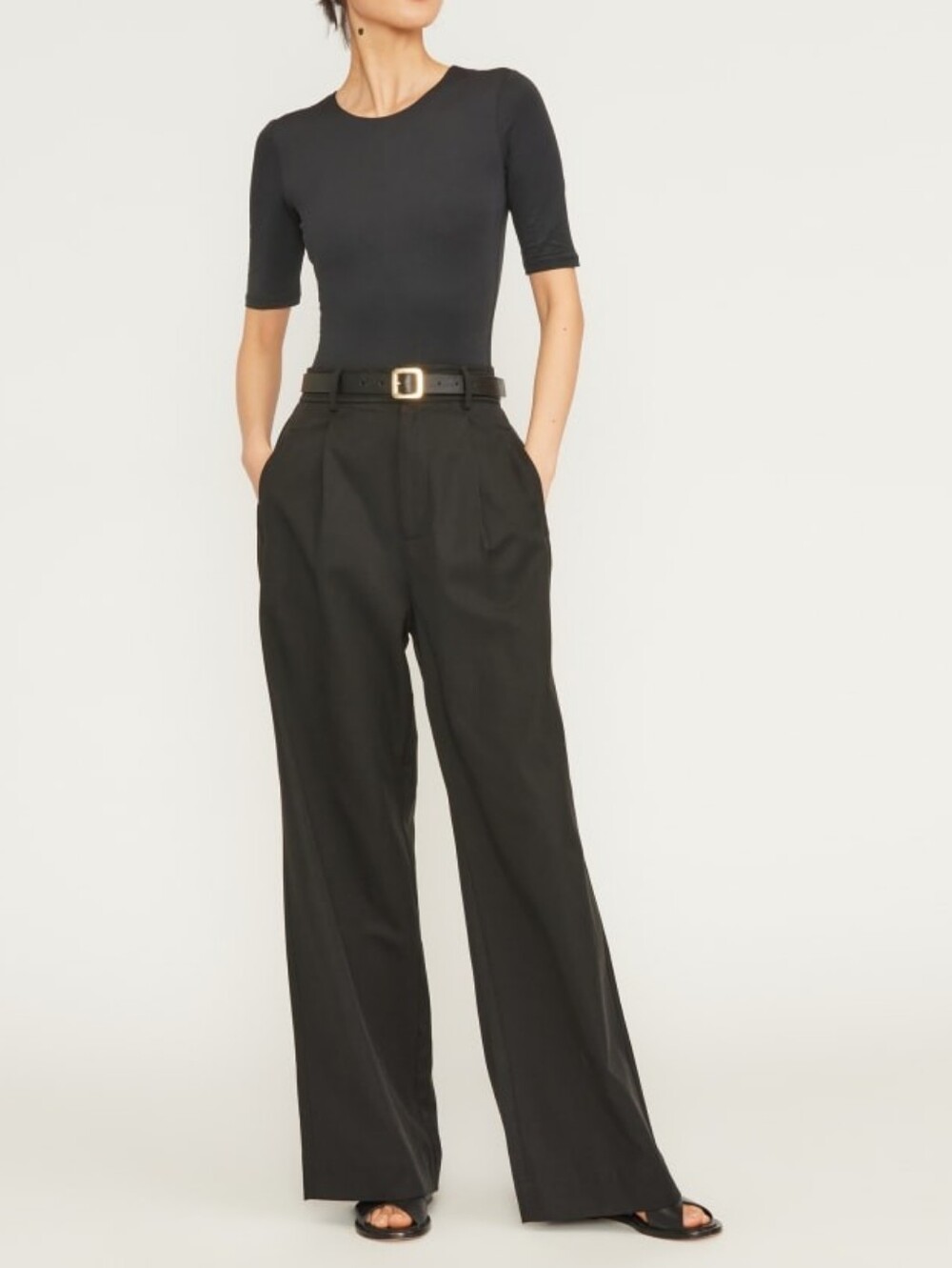 Everlane Short-Sleeve Crew Neck Bodysuit - Thong Black Size XL